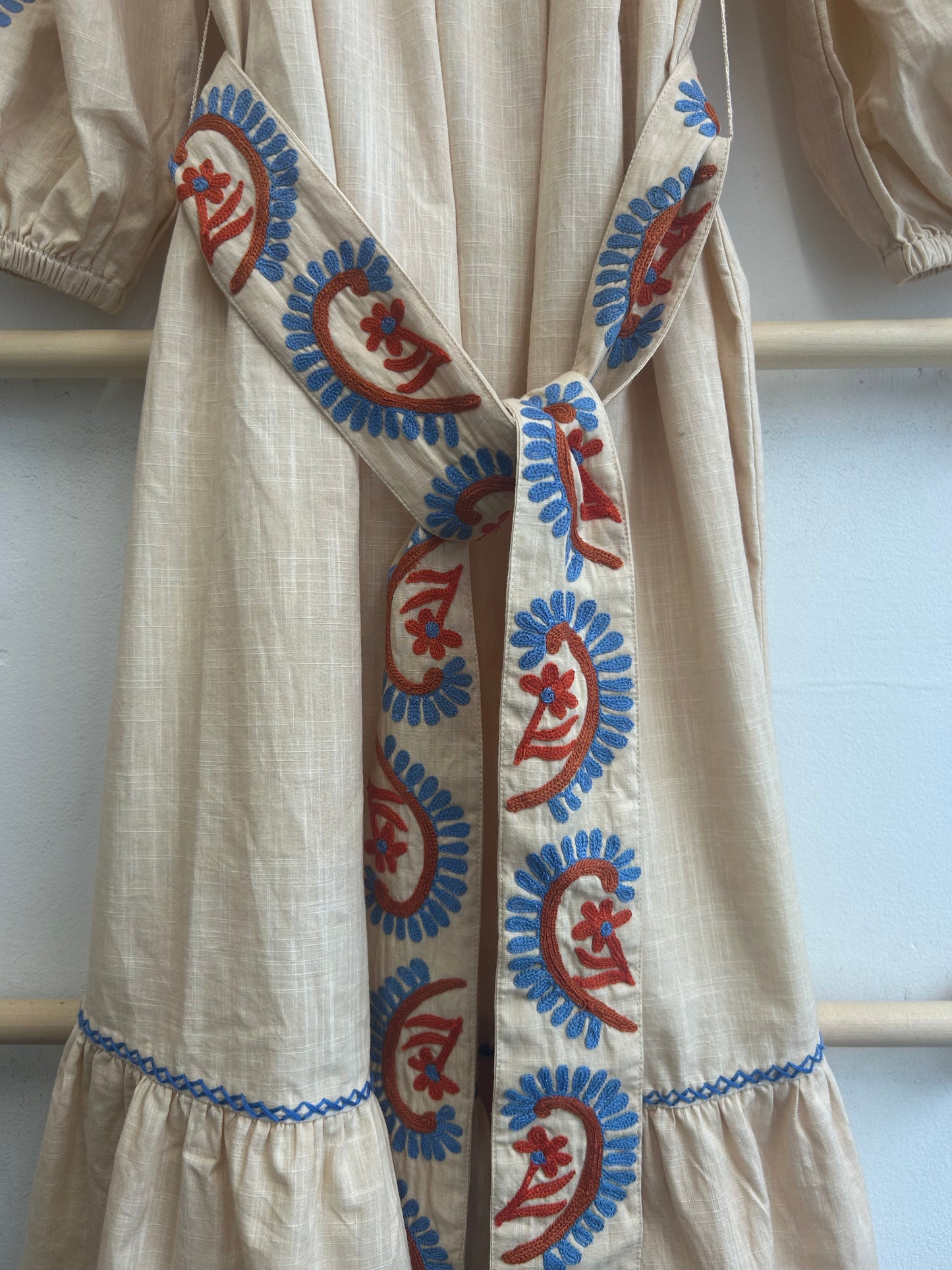 Embroidered summer dress with belt detail