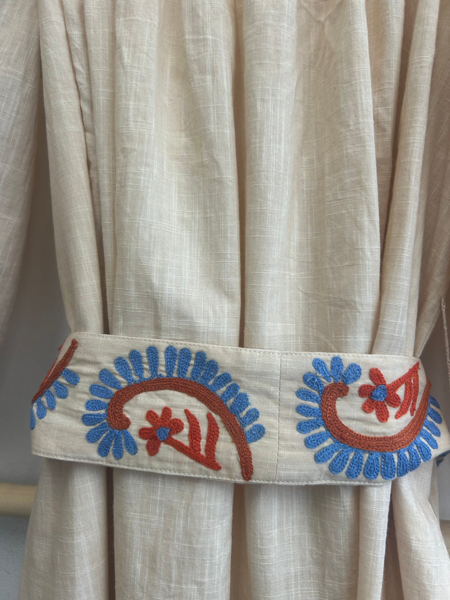 Embroidered summer dress with belt detail