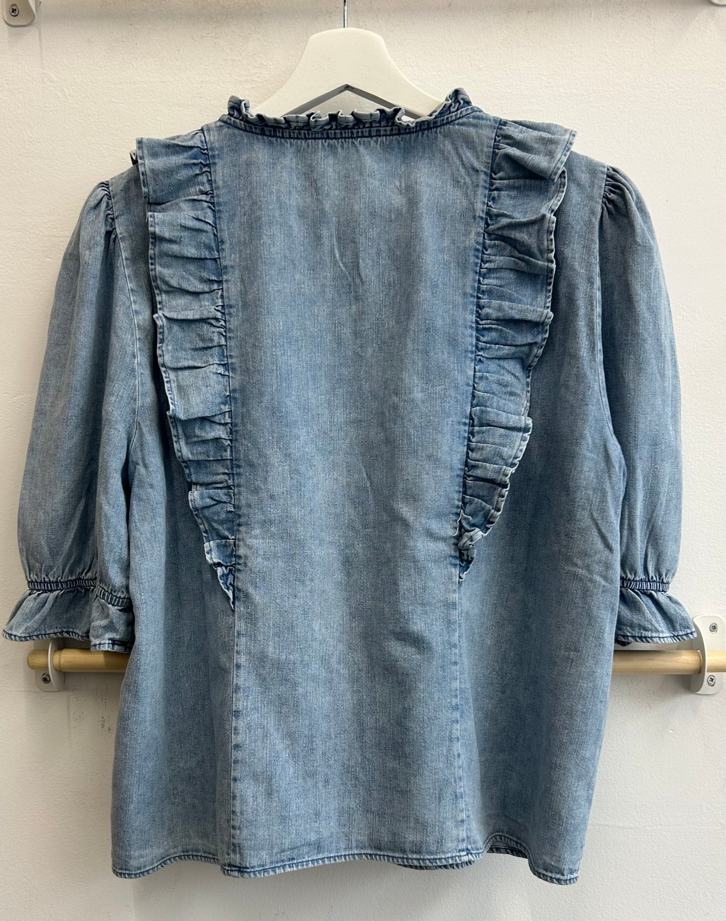 Ruffle detail denim 3/4 sleeve top size M